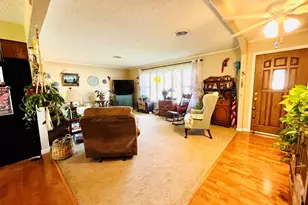 15 Stanford Ave, Pueblo, CO 81005 - Photo 8