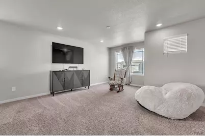 9735 Cronin St, Fountain, CO 80817 - Photo 18