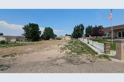 252 S Mangrum Pl, Pueblo West, CO 81007 - Photo 4