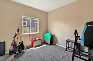 5228 Gannet Ln, Pueblo, CO 81008 - Photo 16