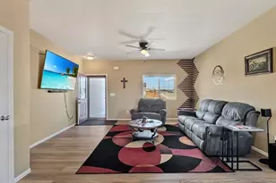 5228 Gannet Ln, Pueblo, CO 81008 - Photo 12