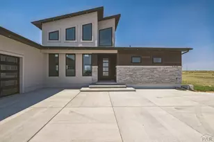 5425 Schaefer Ln, Pueblo, CO 81004 - Photo 4