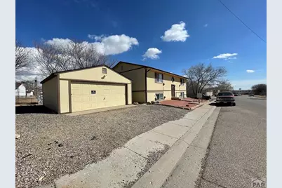 1529 Oakshire Lane, Pueblo, CO 81001 - Photo 2
