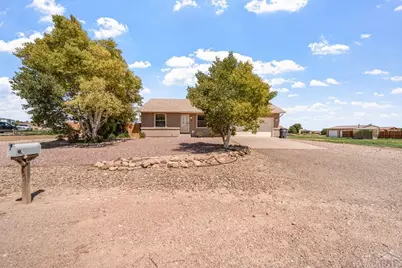 863 E Saunders Dr W, Pueblo West, CO 81007 - Photo 2