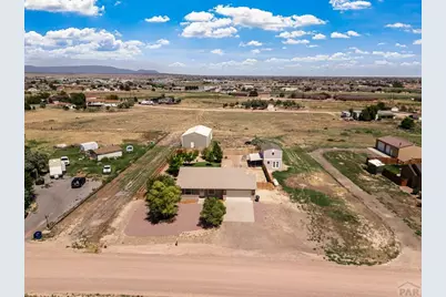 863 E Saunders Dr W, Pueblo West, CO 81007 - Photo 4