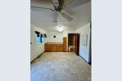 426 Poplar Ave, Las Animas, CO 81054 - Photo 18