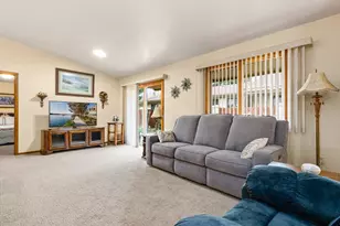 162 S Del Monte Pl, Pueblo West, CO 81007 - Photo 10