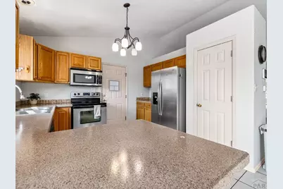 602 S Del Rio Dr, Pueblo West, CO 81007 - Photo 8