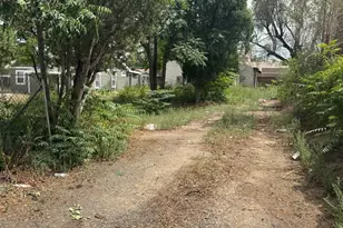 2008 E 10th St, Pueblo, CO 81001 - Photo 2