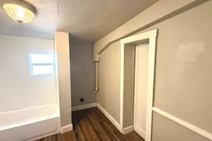 2402 Wyoming Ave, Pueblo, CO 81004 - Photo 10