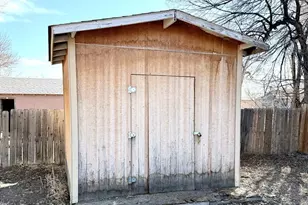 2402 Wyoming Ave, Pueblo, CO 81004 - Photo 16