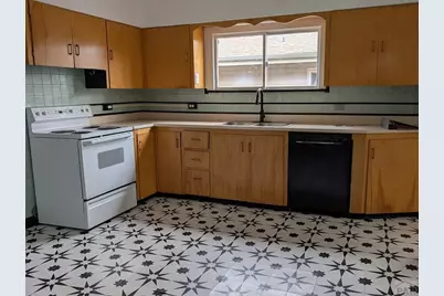1009 San Pedro Ave, Trinidad, CO 81082 - Photo 8