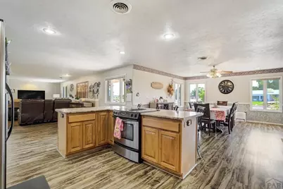 27875 County Farm Rd, Pueblo, CO 81006 - Photo 16