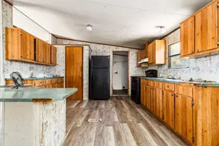 2206 W 16th St, Pueblo, CO 81003 - Photo 10