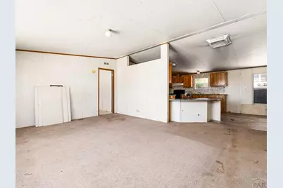 2206 W 16th St, Pueblo, CO 81003 - Photo 4