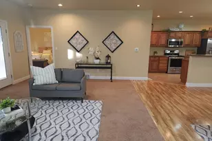 1908 Lynda Ln, Pueblo, CO 81008 - Photo 8