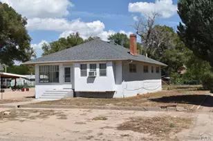 212 S Catalpa St, Manzanola, CO 81058 - Photo 2