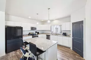 1437 N Chuckwagon Ln, Pueblo West, CO 81007 - Photo 8
