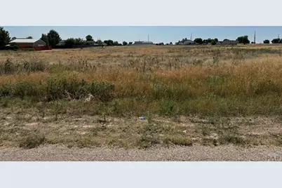 74 E Idaho Springs Dr, Pueblo West, CO 81007 - Photo 4