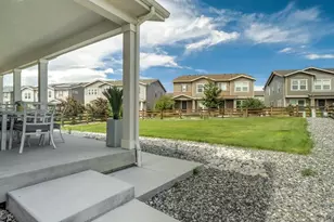 21929 E Stanford Cir, Aurora, CO 80015 - Photo 52