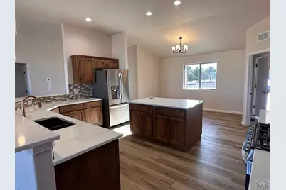 1352 N Shian Dr, Pueblo West, CO 81007 - Photo 4