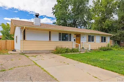 3940 Hollybrook Lane, Pueblo, CO 81005 - Photo 2