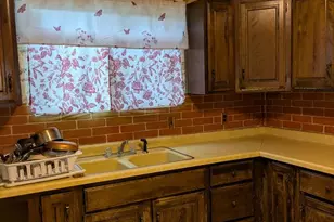 219 E Indiana Ave, Walsenburg, CO 81089 - Photo 10