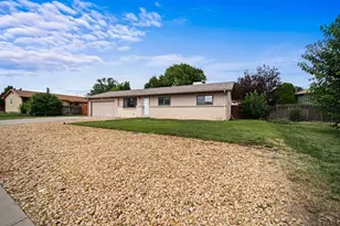 2019 Emilia St, Pueblo, CO 81005 - Photo 8