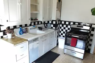 1208 E 11th St, Pueblo, CO 81001 - Photo 6