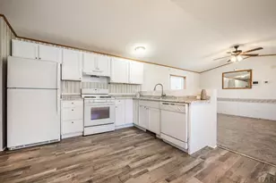 270 E Stewart Dr, Pueblo West, CO 81007 - Photo 8