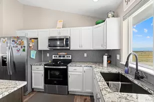 1271 E Platteville Blvd, Pueblo West, CO 81007 - Photo 6