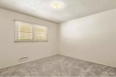 1112 Kennedy St, Pueblo, CO 81001 - Photo 18