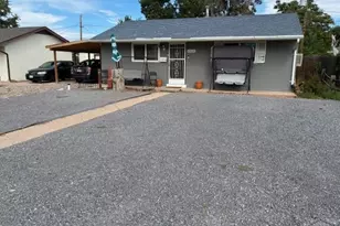 2416 Winnipeg St, Pueblo, CO 81004 - Photo 2