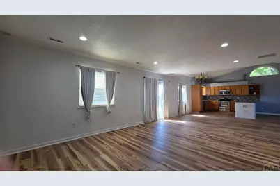 110 W Blakeland Dr, Pueblo West, CO 81007 - Photo 6