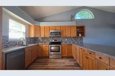 110 W Blakeland Dr, Pueblo West, CO 81007 - Photo 32