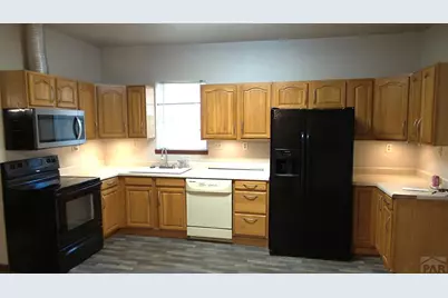 1427 E 7th St, Pueblo, CO 81001 - Photo 6