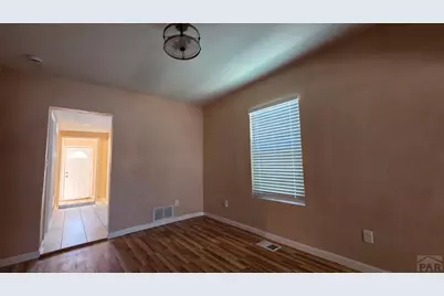218 Polk St, Pueblo, CO 81004 - Photo 4