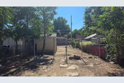 218 Polk St, Pueblo, CO 81004 - Photo 18