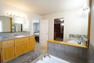 461 E Fredonia Dr, Pueblo, CO 81007 - Photo 28