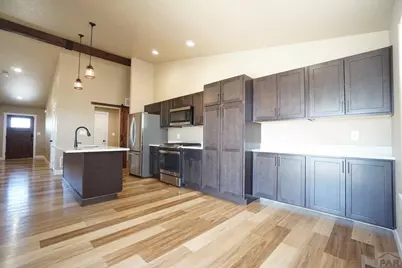 1392 N Moonbeam Dr, Pueblo, CO 81007 - Photo 2