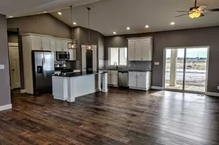 697 E Cabaret Dr, Pueblo West, CO 81007 - Photo 6