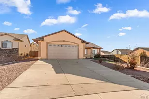 24 Arrowsmith Dr, Pueblo, CO 81008 - Photo 4