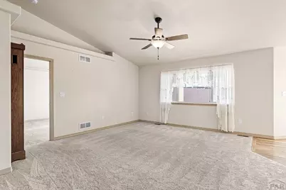 24 Arrowsmith Dr., Pueblo, CO 81008 - Photo 6