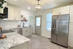 402 Barnes Ave, La Junta, CO 81050 - Photo 2