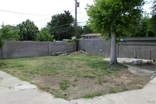 709 Airlane Ave, Pueblo, CO 81005 - Photo 8