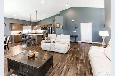 288 S Wiggins Dr, Pueblo West, CO 81007 - Photo 8