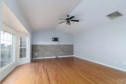 882 N Durango Dr, Pueblo West, CO 81007 - Photo 4