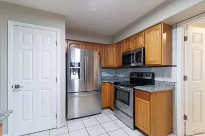 882 N Durango Dr, Pueblo West, CO 81007 - Photo 10