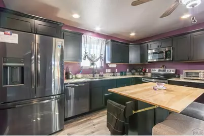 1293 N Sandstone Ln, Pueblo West, CO 81007 - Photo 8