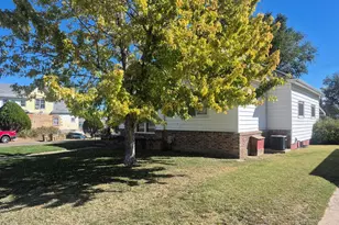 901 San Juan Ave, La Junta, CO 81050 - Photo 2